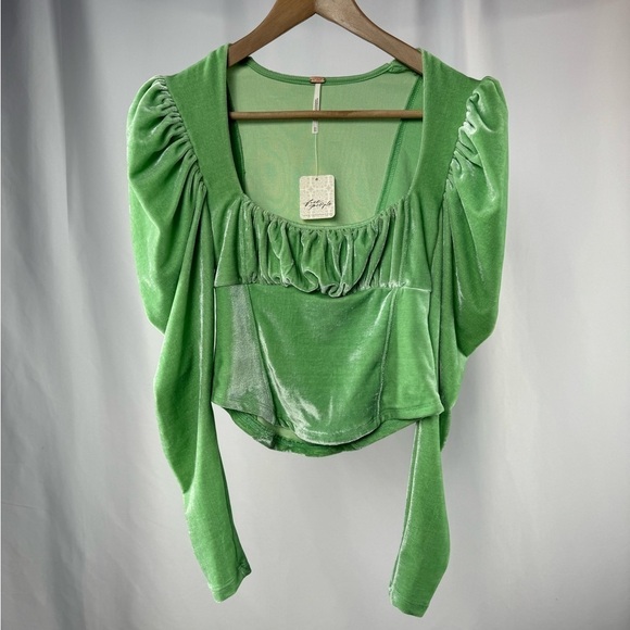 NWT Free People X REVOLVE Hold Me Velvet Top in Sage Brush Size Extra Small - Picture 2 of 8